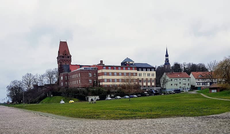 CURATA Seniorenheim Elbblick
