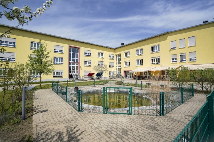 EURO Plus - Seniorenpflegeheim Haus Steinwaldblick