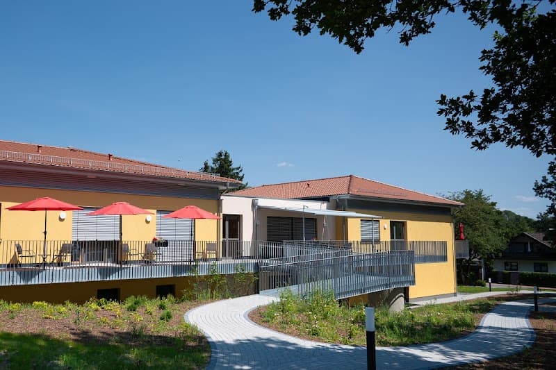 Hospiz Schauenburg - Internationales Bildungs- und Sozialwerk GmbH