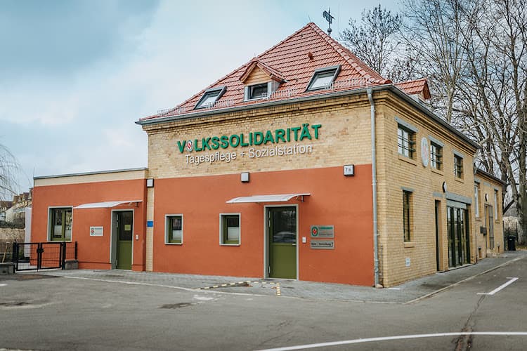 Tagespflege & Sozialstation Engelsdorf "An der Platane" | Volkssolidarität Leipziger Land/ Muldental e.V.