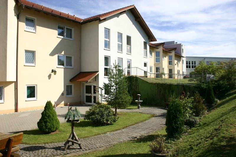 Theresien Seniorenresidenz GmbH & Co KG