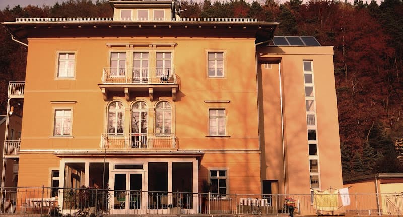 Villa Herbstgarten - Seniorenbetreuung - Seniorentagespflege - Häusliche Krankenpflege